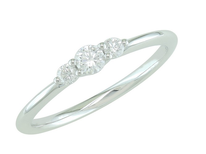 Bague en or blanc 18 carats et diamants BA-OB-056